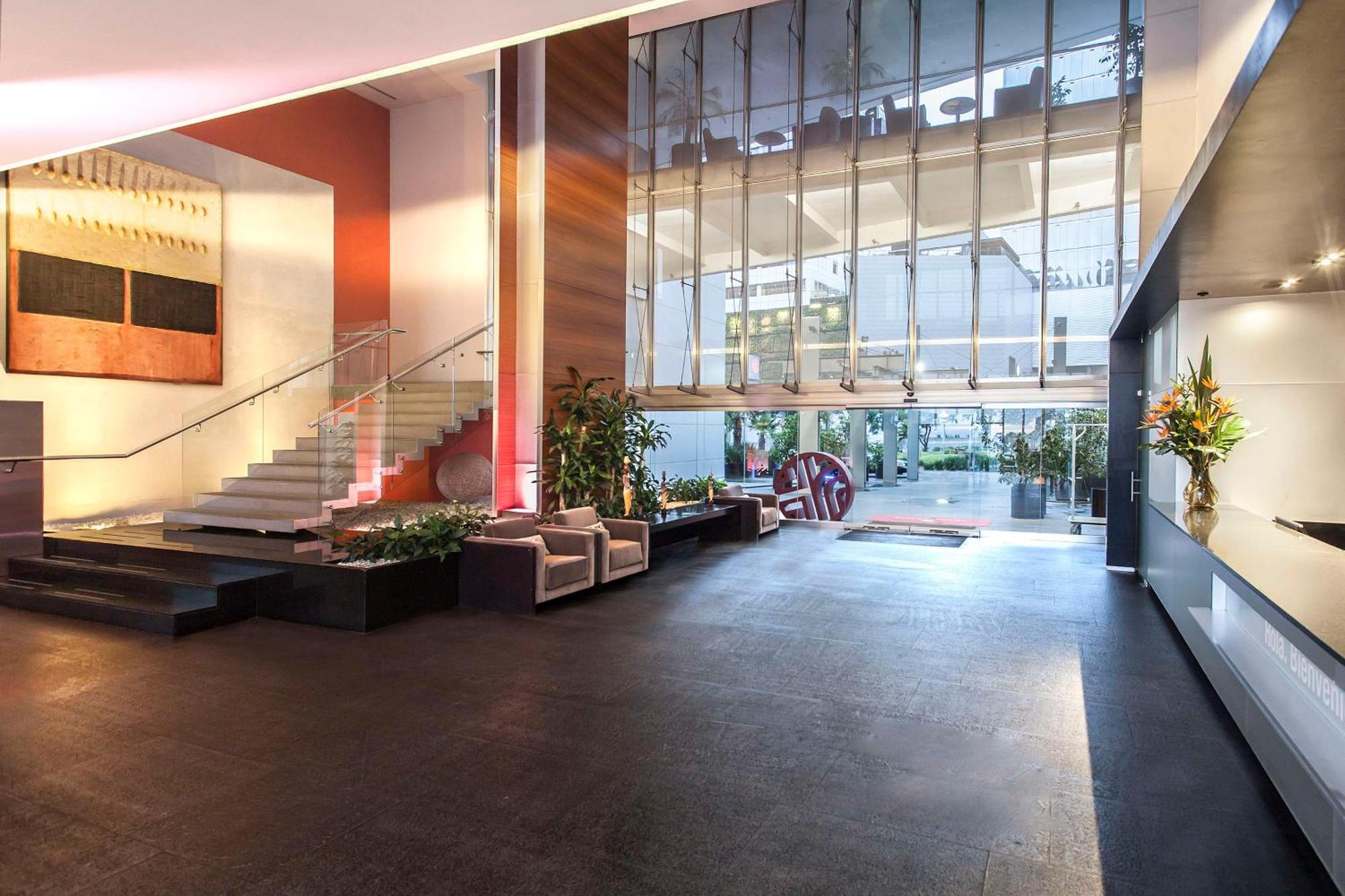 ホテル Nh コレクション メキシコ シティ サンタフェ メキシコシティ エクステリア 写真 The lobby of the hotel